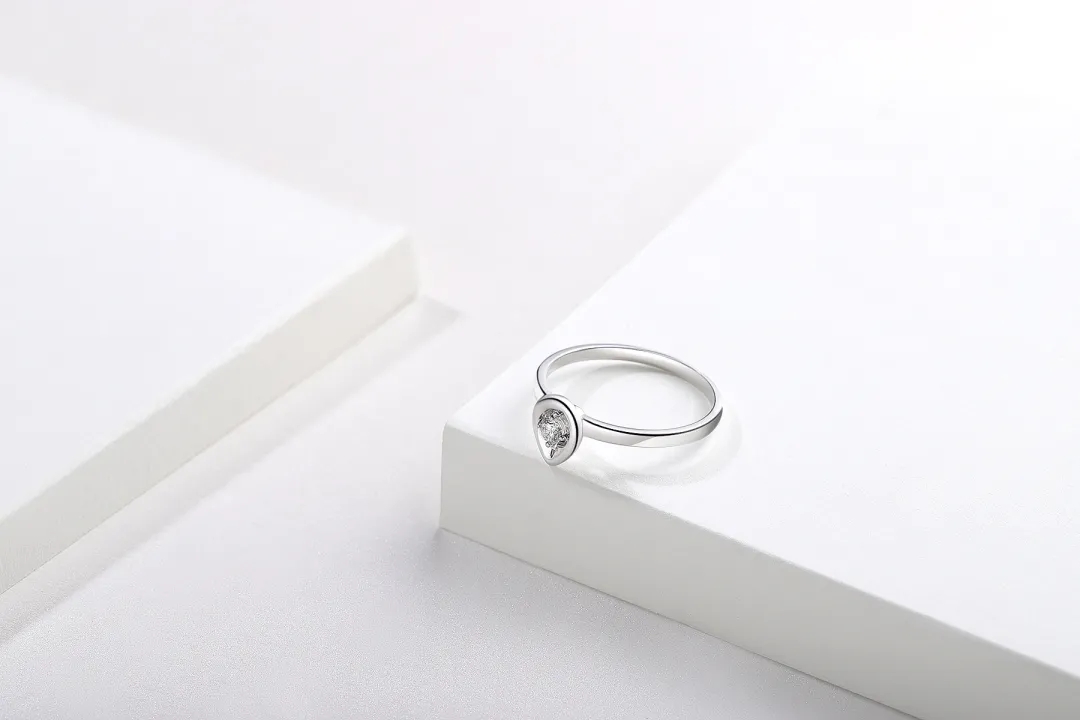 女(nǚ)生戒指的戴法圖解 女(nǚ)生戒指戴...